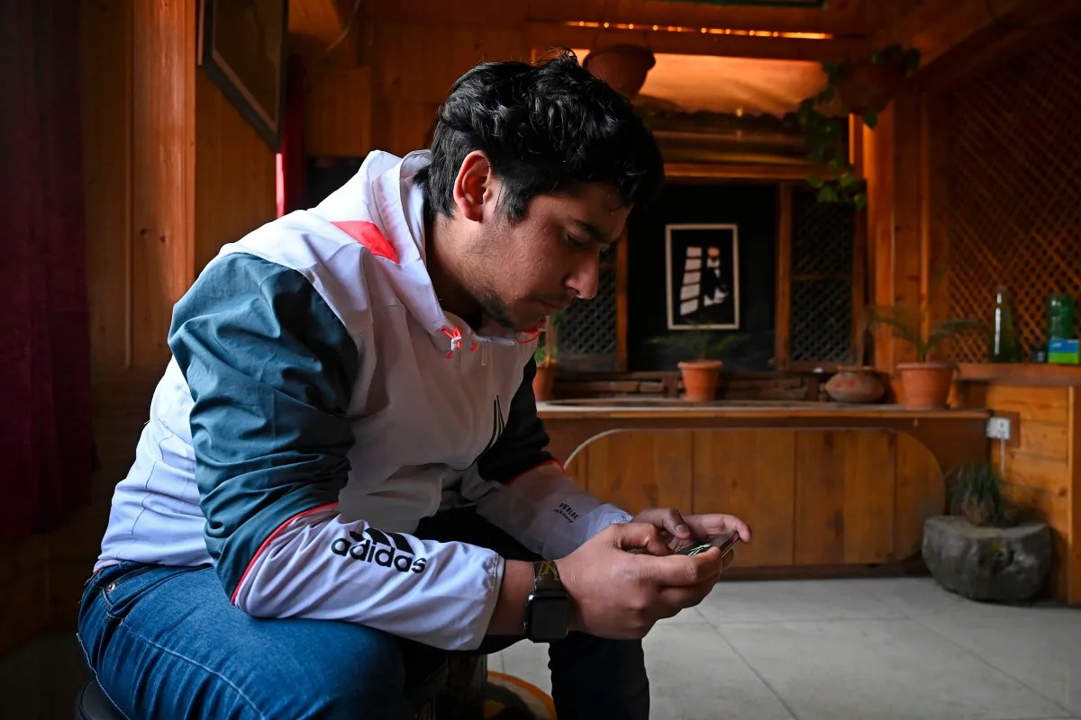 Indian Mobile App Market: Revenue Growth, but Global Platforms Capture the Gains