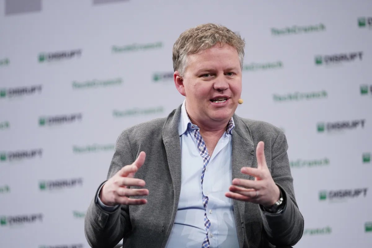 Cloudflare уволил 1,100 человек из‑за внедрения ИИ, несмотря на рекордный квартал
