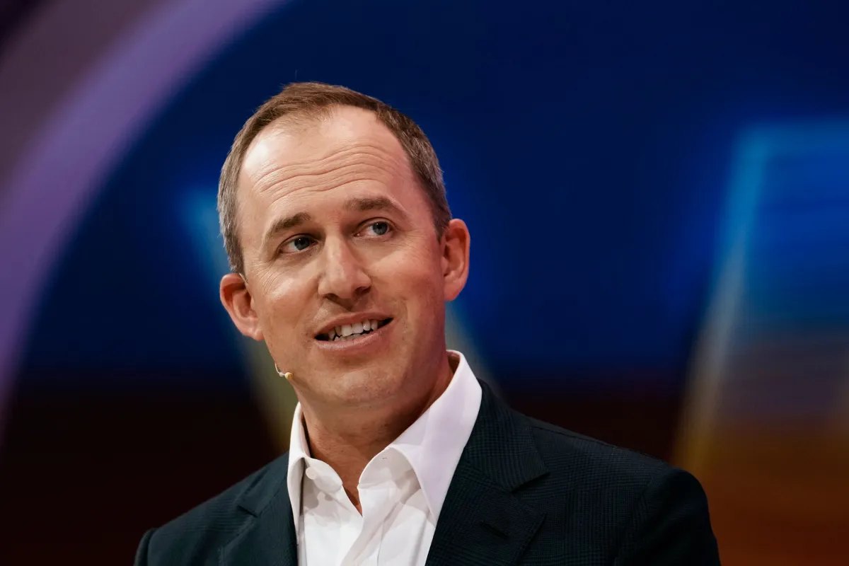 Acquisition of Fragment: Sierra's step in advancing AI agent solutions