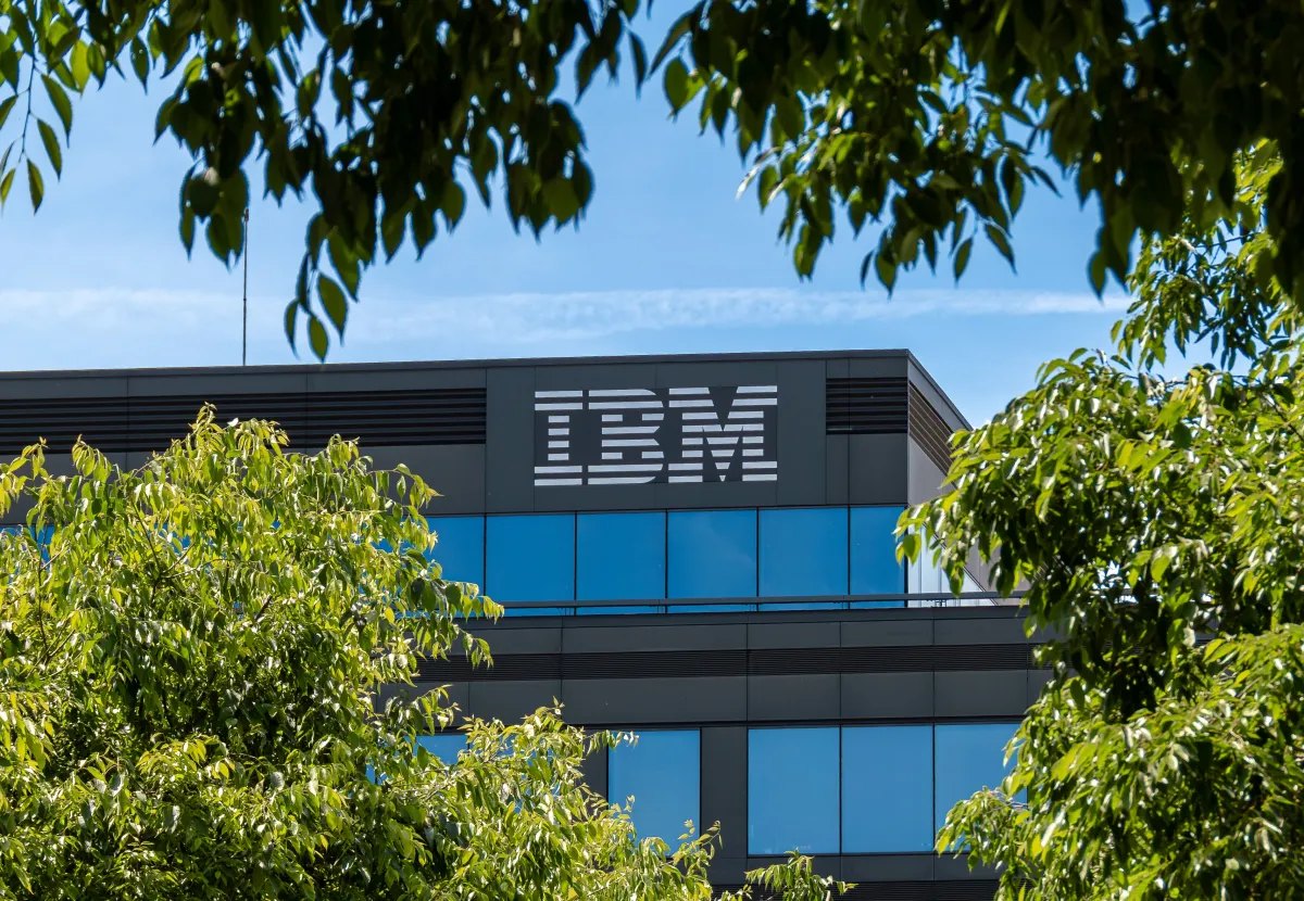 Бывший руководитель киберразведки обвинил IBM в сокрытии нескольких взломов