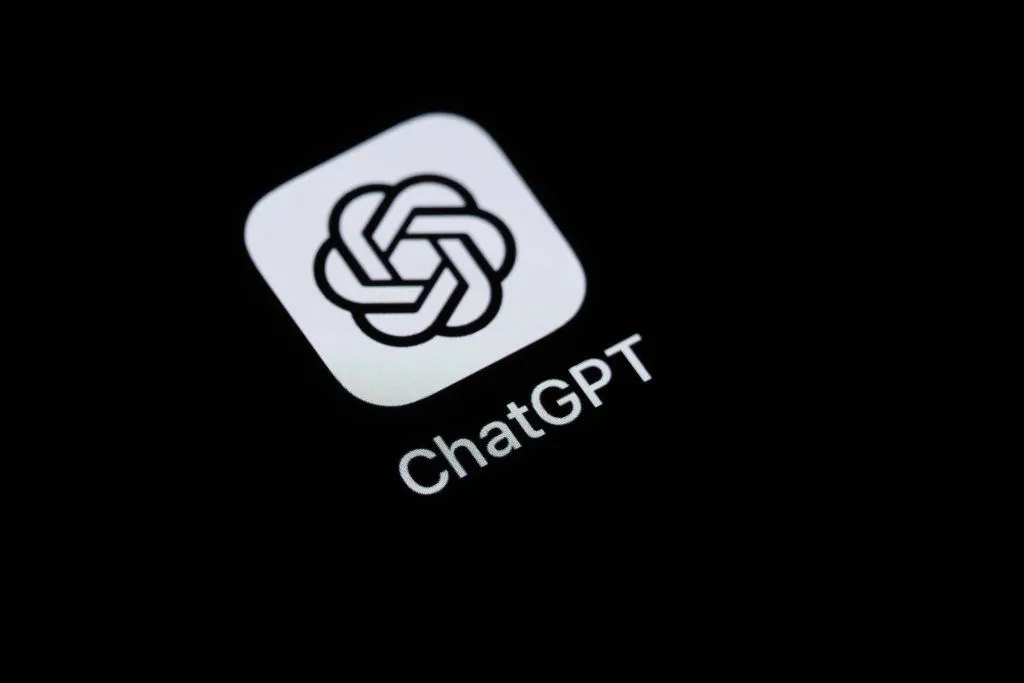 OpenAI запускает финансовые инструменты в ChatGPT: подключение счетов через Plaid