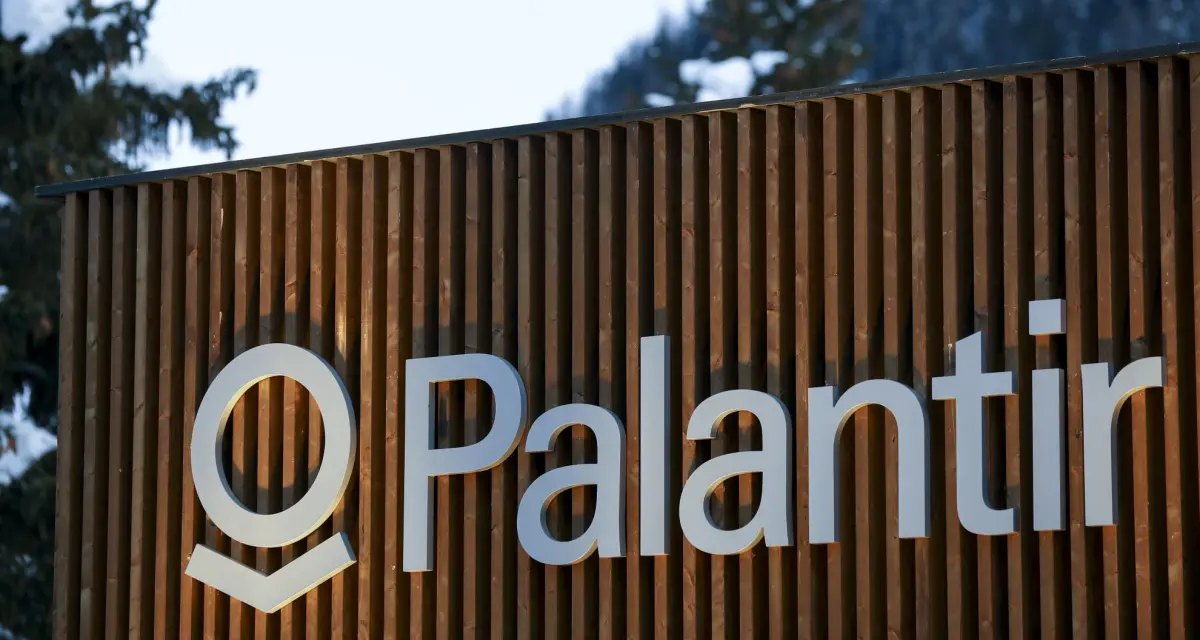 Palantir published a 'manifesto': critique of inclusivity, defense focus and AI's role in state force policy