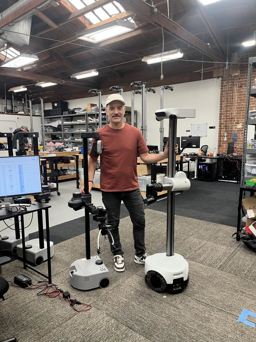 Hello Robot вывела Stretch в дома: практичный робот-помощник для людей с ограниченной мобильностью