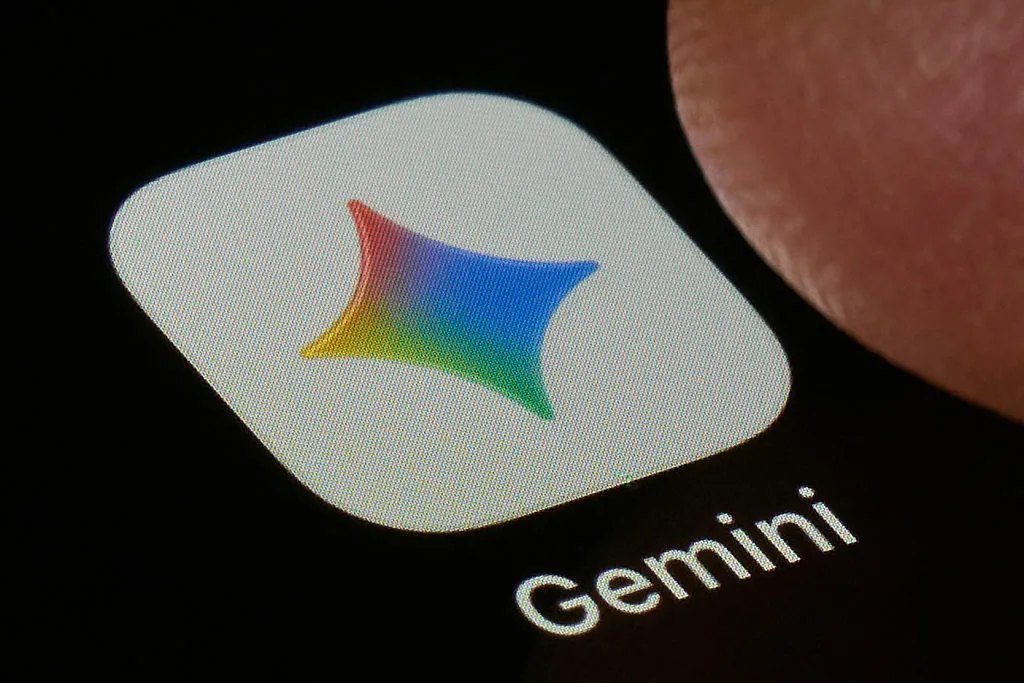 Android 17 and Pixel Drop: Gemini, Lyria 3, and new multitasking tools