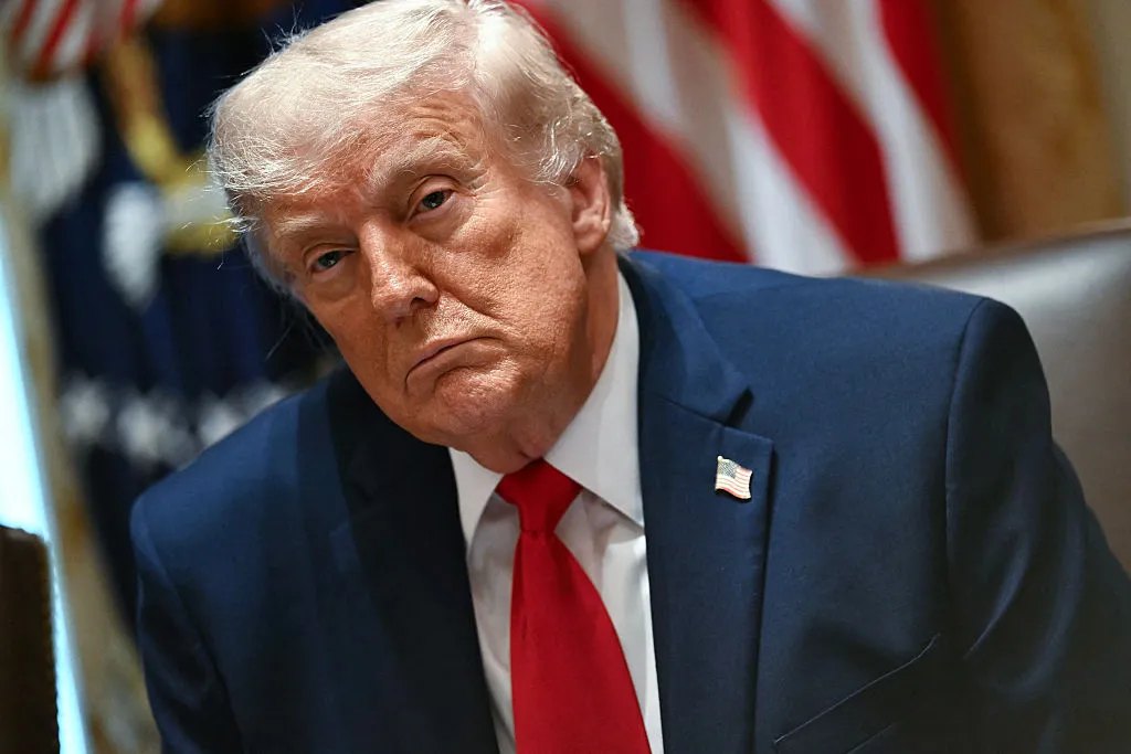 Трамп подписал указ по надзору за ИИ: добровольная 30‑дн. проверка моделей и приоритет расследований