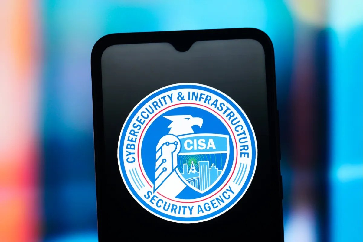 CISA: публично обнаружены пароли и облачные ключи — урок для кибербезопасности