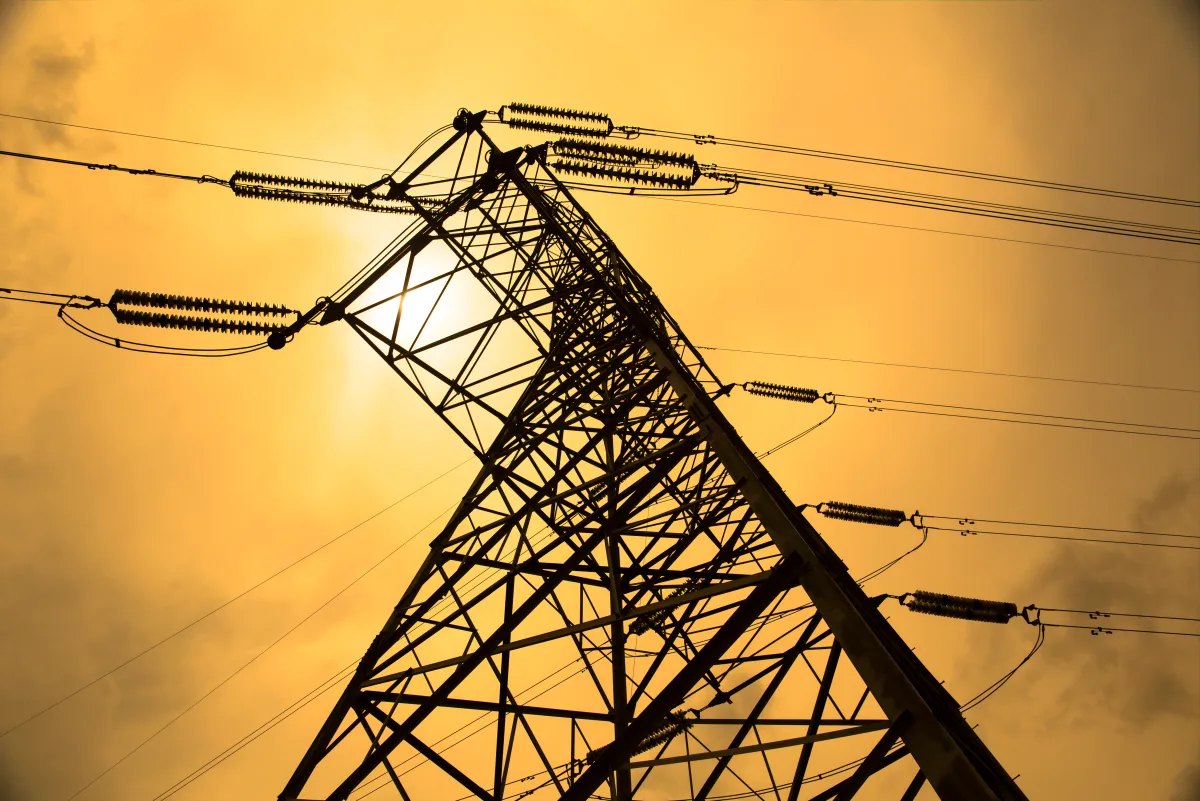 FERC grants 'fast‑track' interconnection for AI data centers — risks and solutions